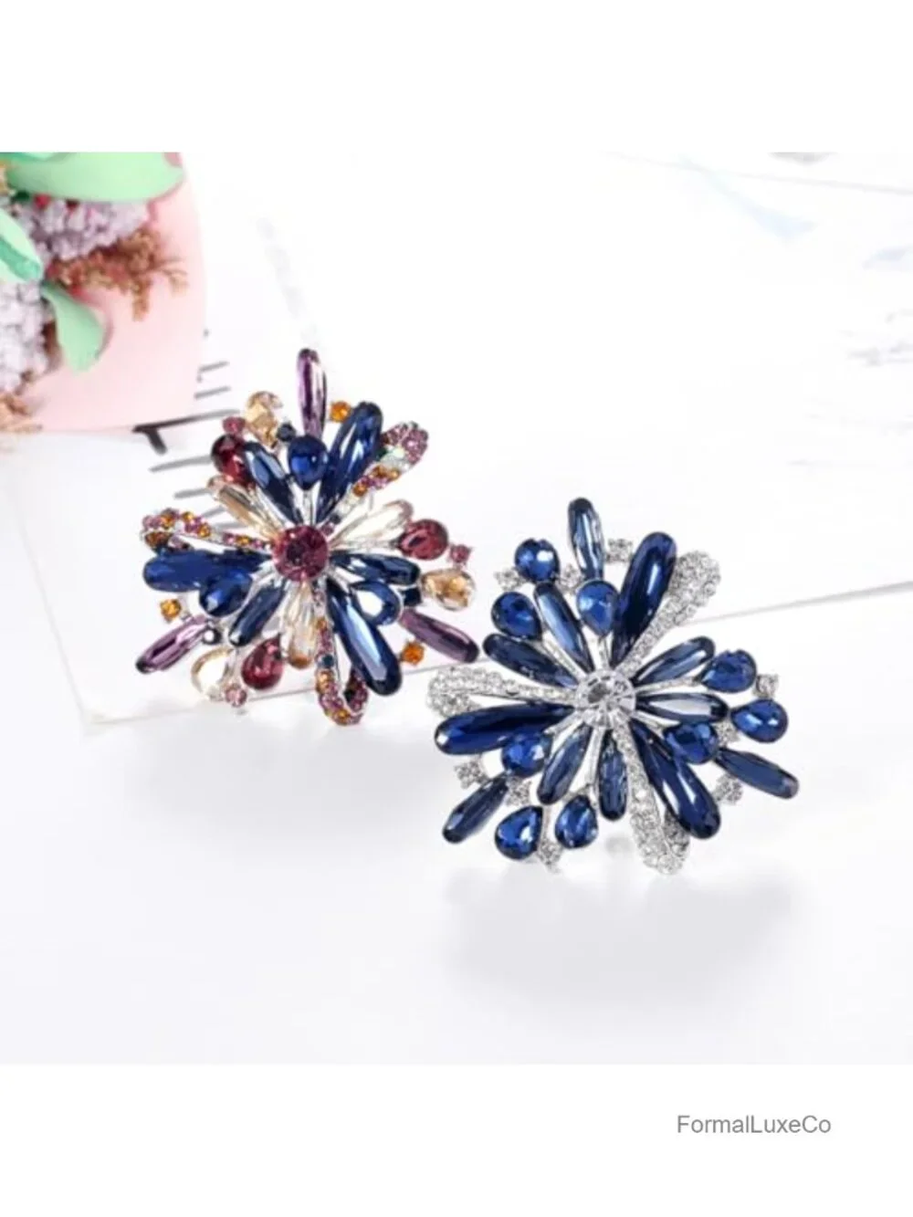 Blue Crystal Flower Brooch Pin Vintage Rhinestone Floral Brooch for Women Bag